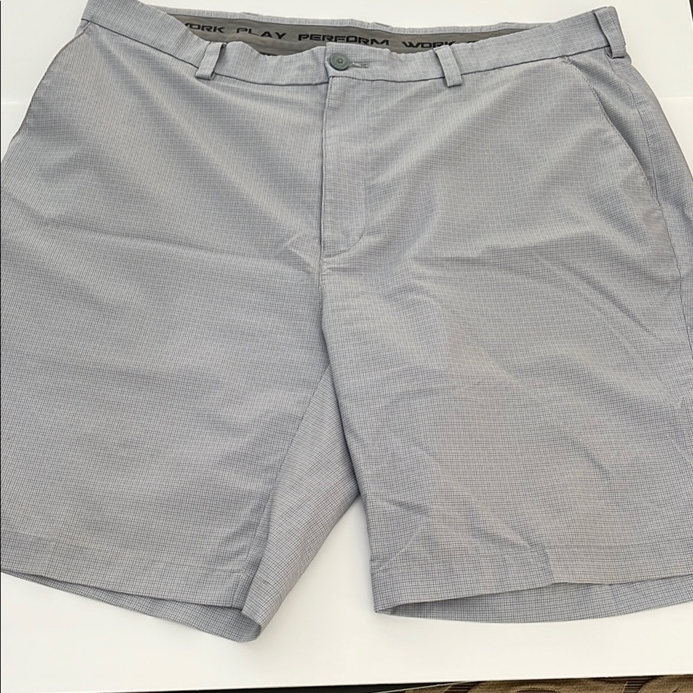Men's Gray Shorts Roundtree & Yorke